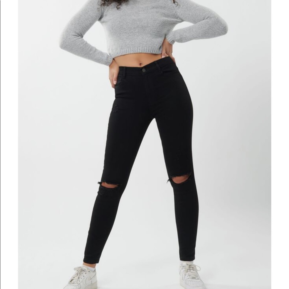 PacSun High Rise Jeggings - Destructed Black